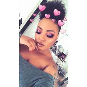 Meet your Posher, Amaris